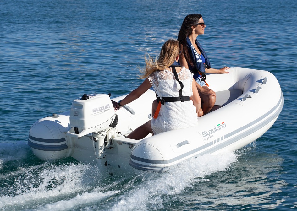 Compact and Lightweight with excellent manoeuvrability